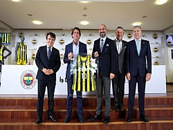 FENERBAHE LE ARSAVEV ARASINDA SPONSORLUK ANLAMASI MZALANDI